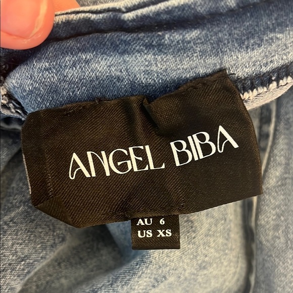 Stylish Denim Cutout Dress - Picture 5 of 5